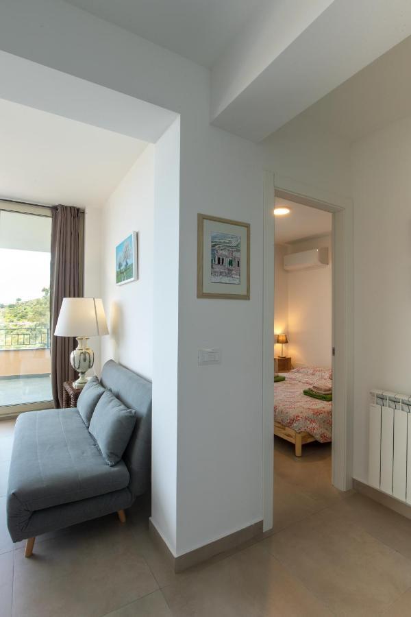 Residence Mersa Brolo Extérieur photo