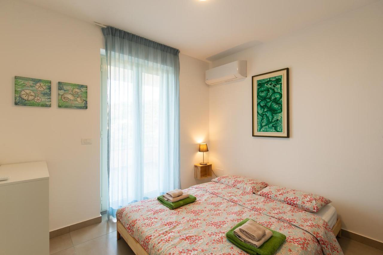 Residence Mersa Brolo Extérieur photo